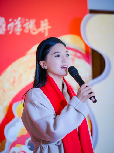 鲜龙井2024年会，凝心聚力，期待2025年为您带来更好的用餐体验！